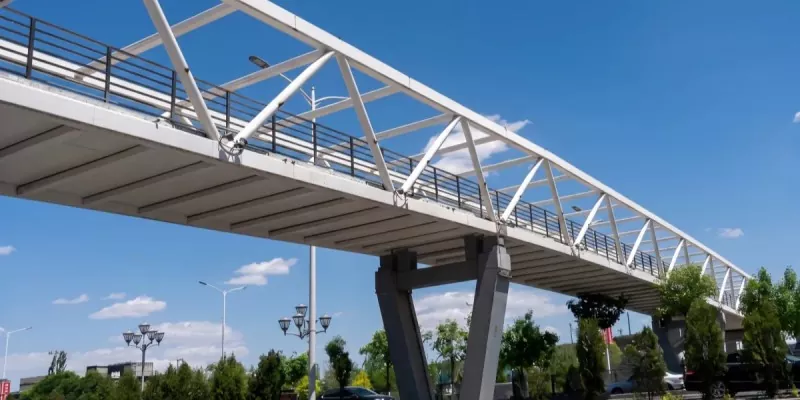Steel Structure City Footbridge Construction